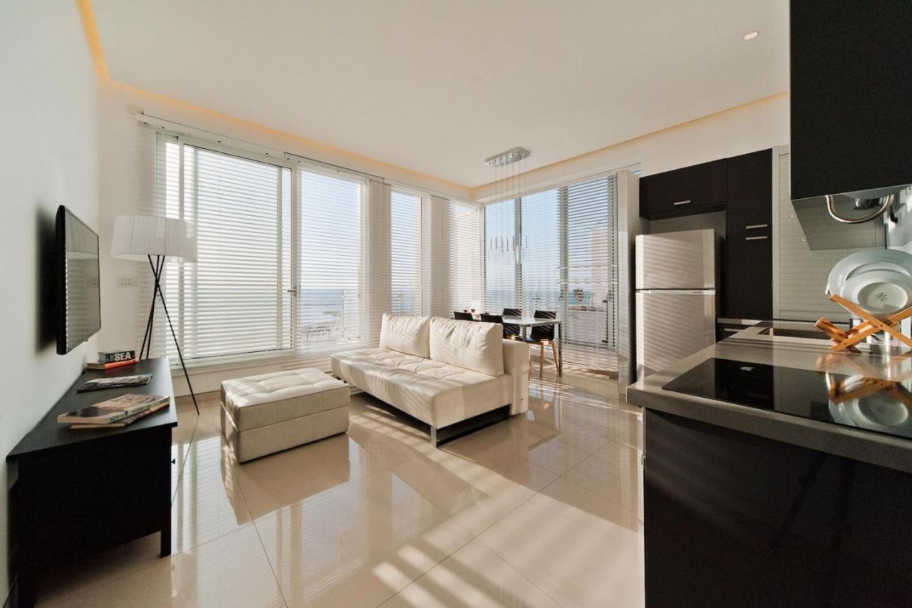 Beach And Sunset Panorama Apartment By Sea N' Rent Тель-Авив Экстерьер фото